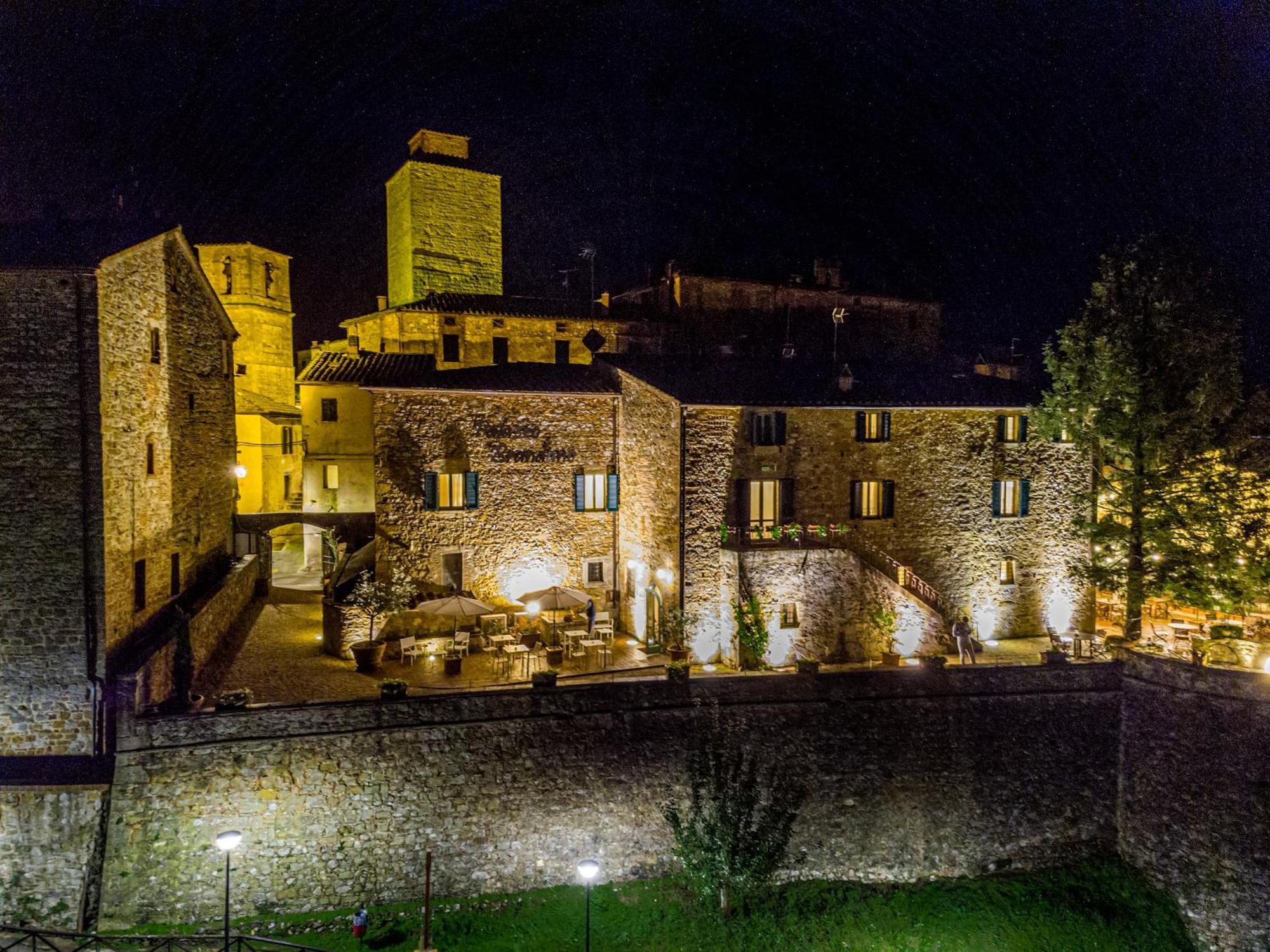 Palazzo Brandano Hotel Petroio Extérieur photo